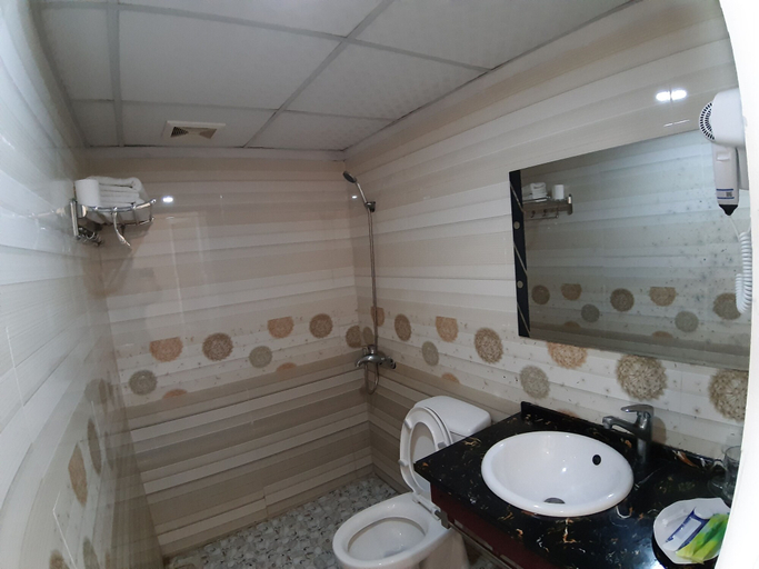 Bathroom 2, Dang Khoa Garden Inn, Sa Pa