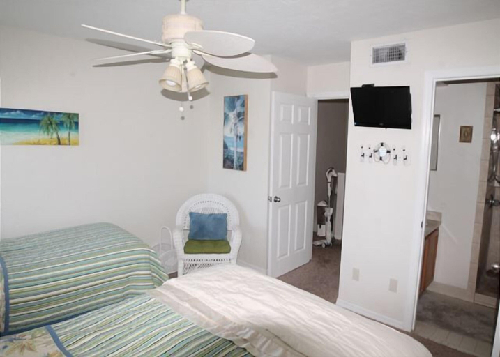 Bedroom 2, Colony Reef 15C, Saint Johns
