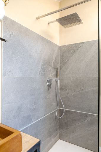 Bathroom 5, Bello Lake Como Suites, Como