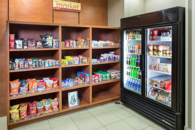 Food & Drinks 5, SpringHill Suites by Marriott Indianapolis Fishers, Hamilton