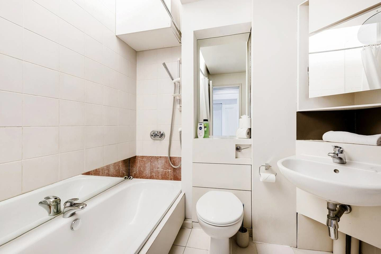 Bathroom, PML Apartments Porchester, London