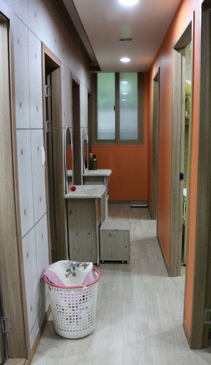 Bathroom 4, NeaRest Guesthouse in Jeonju - Hostel, Jeonju