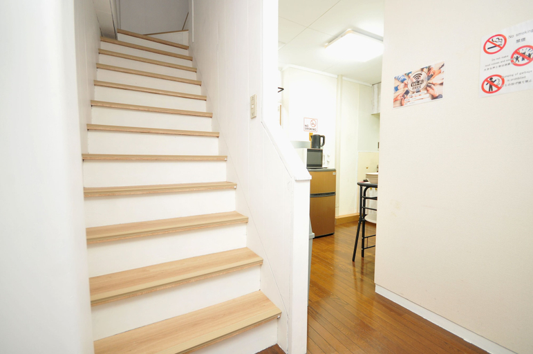 Others 3, Condominium House in Osaka Nakatsu, Osaka