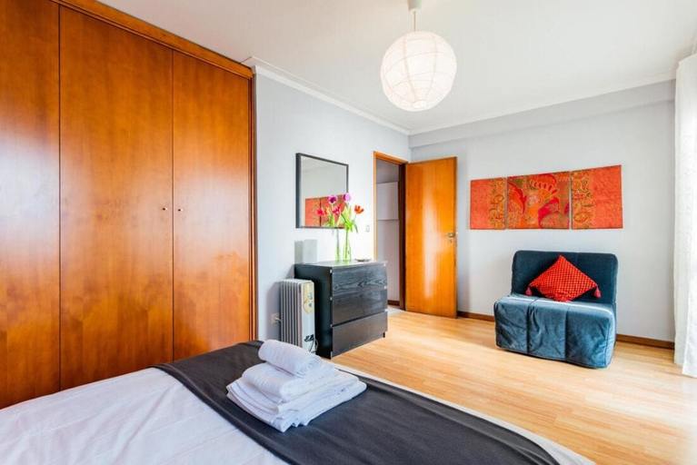 Bedroom 2, Stunning View of Douro River, Vila Nova de Gaia