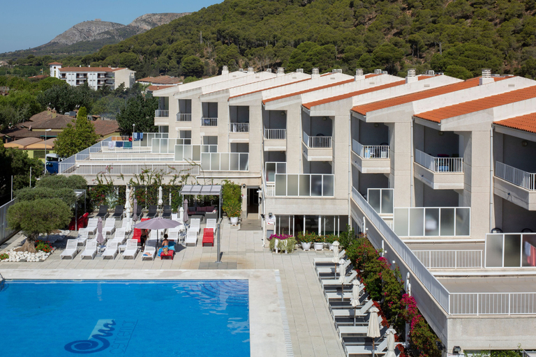 Exterior & Views 2, Centremar, Girona