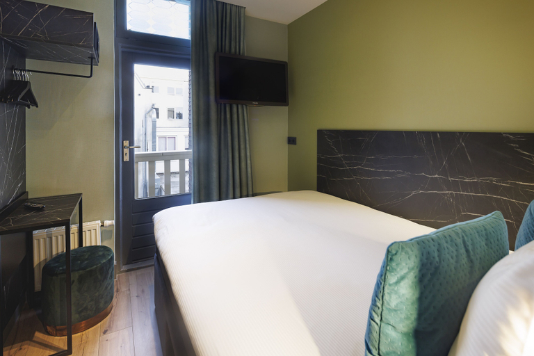Bedroom 4, Ciao Papa Hotel Amsterdam Central Station, Amsterdam