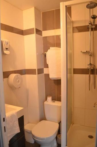 Bathroom 5, Central Anzac, Somme