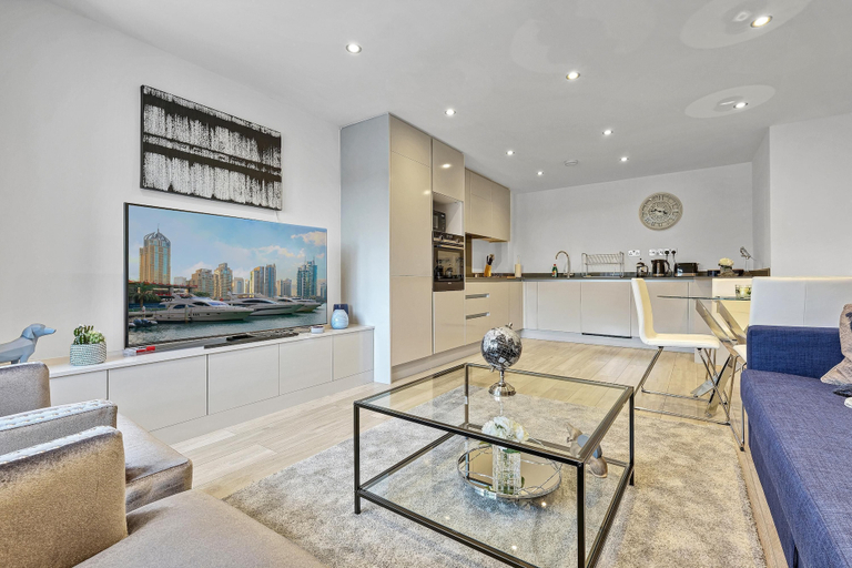 Others 5, St Martins House Luxury Apts. Ruislip, London
