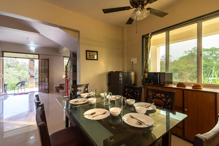 Food & Drinks 4, StayVista at Aqua and Sage, Raigarh