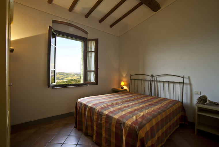 Bedroom 2, Podere il Pino, Siena