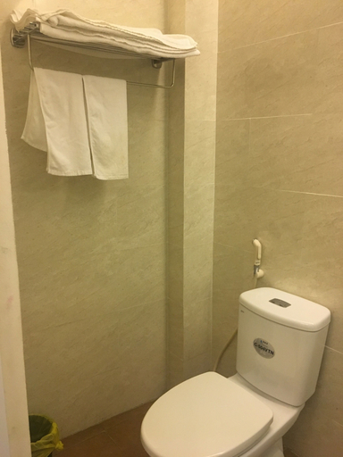 Bathroom 4, Tram Huong, Da Nang