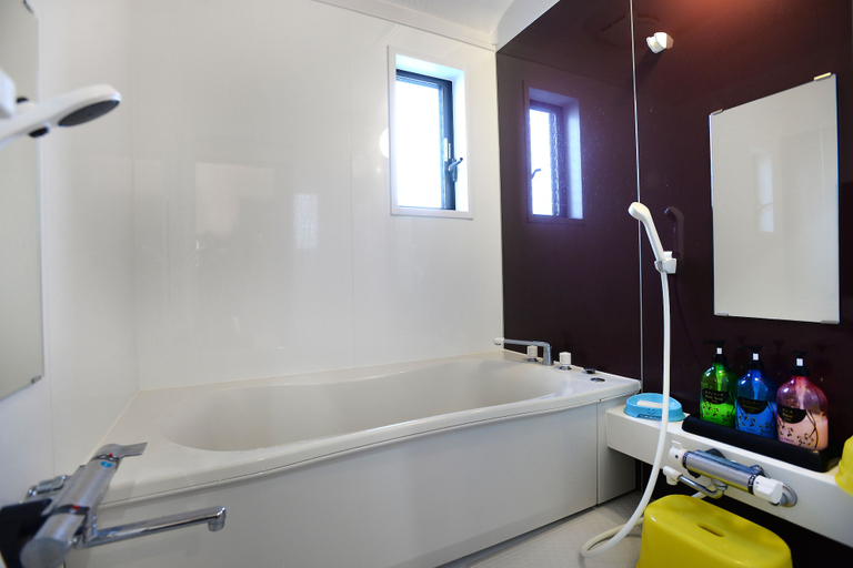 Bathroom 4, Minshuku Nishidomari, Tsushima