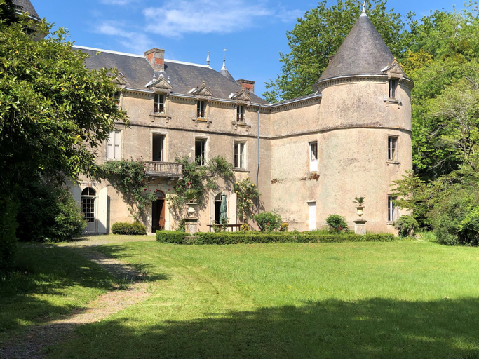 Exterior & Views 2, Chateau de la Mothe, Vendée