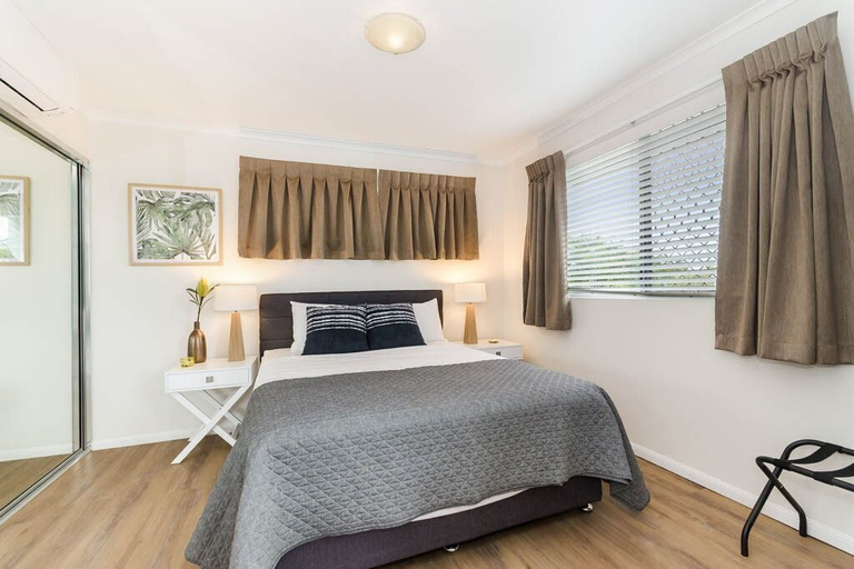 Bedroom, City Stadium Apartment on the riverfront, City