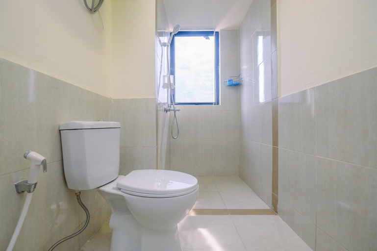 Bedroom 2, Comfort and Strategic 3BR Meikarta Apartment, Cikarang