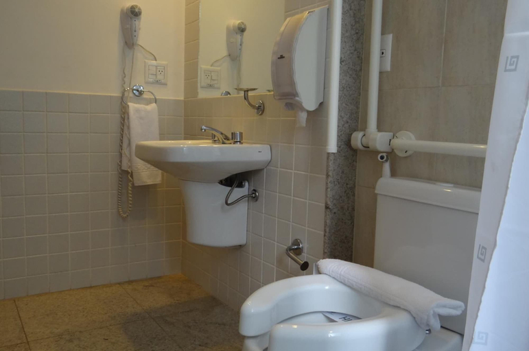 Bathroom 4, Hotel Boulevard, Londrina