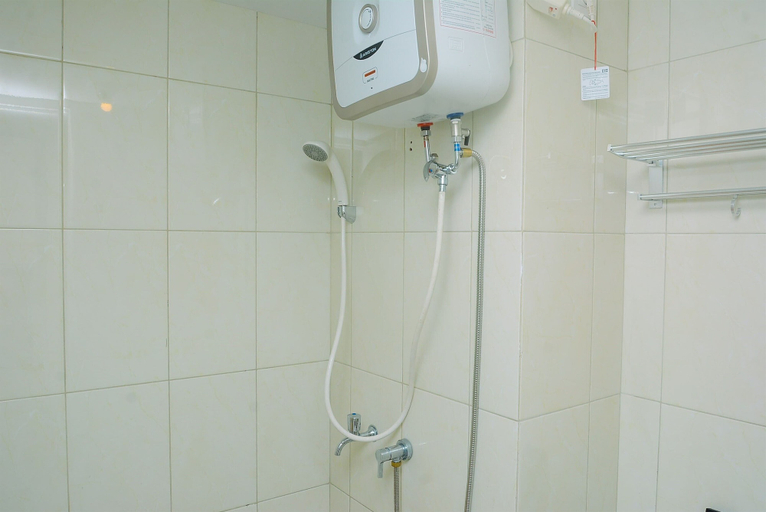 Bathroom 5, Cozy Brand New Studio Springlake Summarecon Apartment, Bekasi