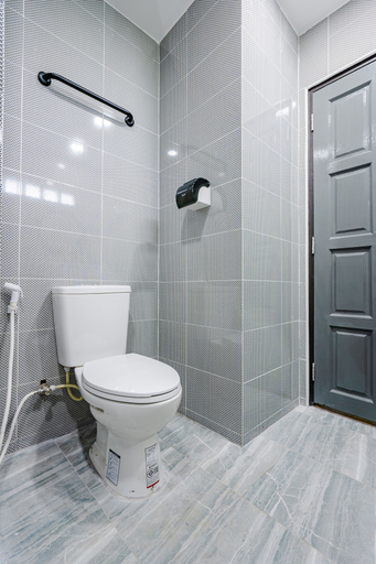 Bathroom 4, DEL MAX resort Pattaya, Pattaya