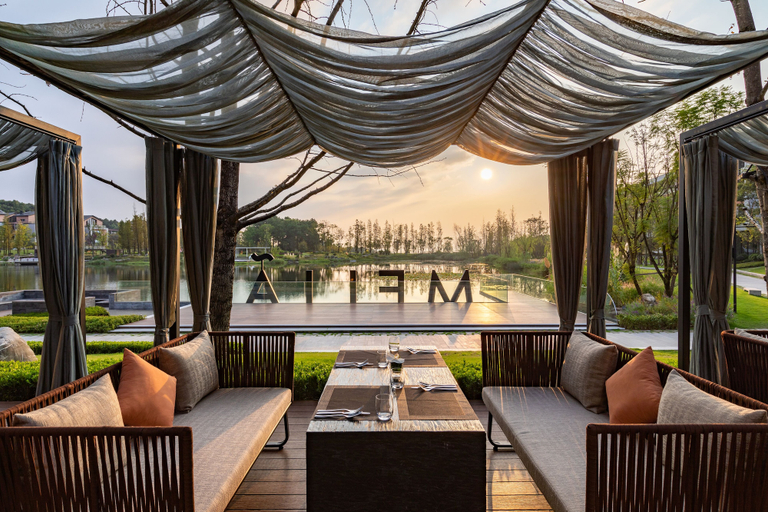 Food & Drinks 5, Melia Chongqing, Chongqing
