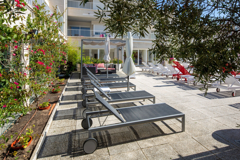 Exterior & Views 2, Centremar, Girona