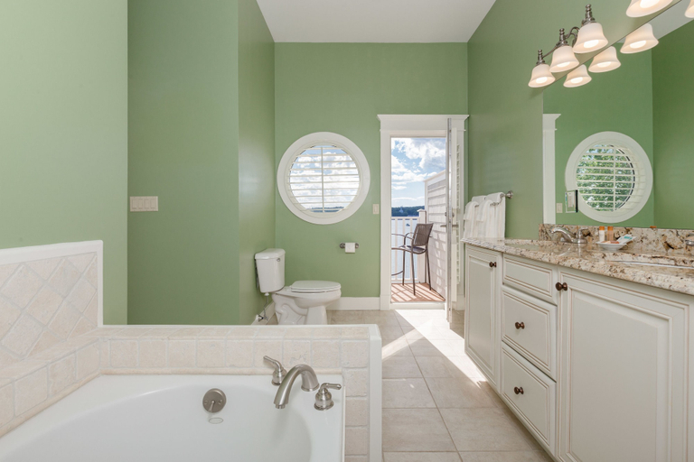 Bathroom 3, Sheepscot Harbour Village Resort, Lincoln