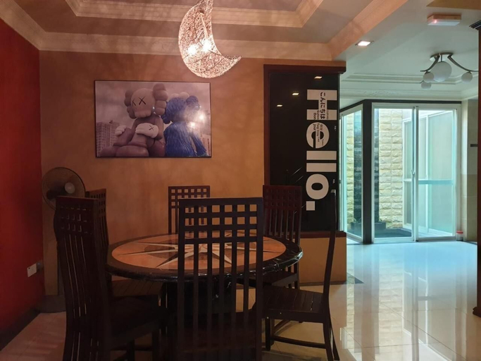 Others 5, Seladah Stay, Kuching