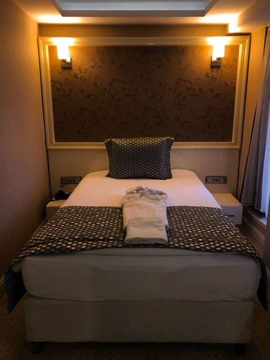 Bedroom 2, Anafarta Otel, Merkez