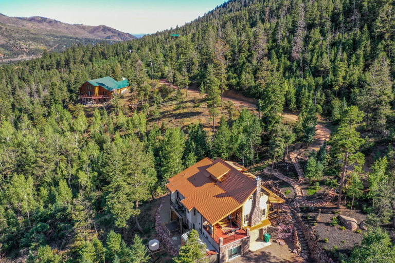 Exterior & Views 2, Mountain Getaway Cabinhot Tub & Pool Table4bd, El Paso