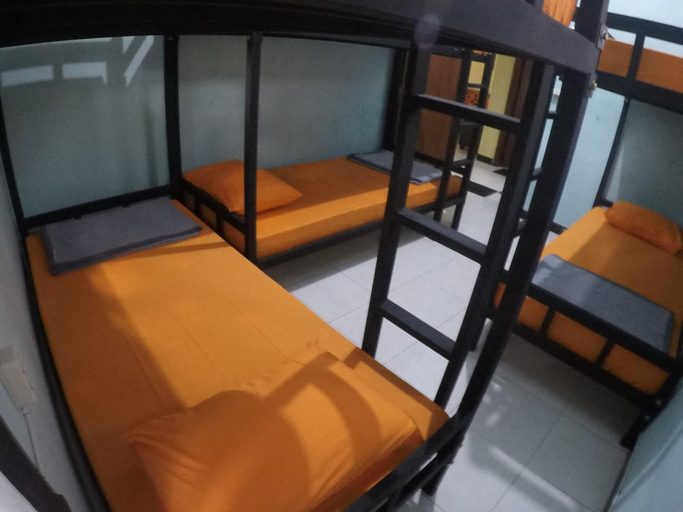 Bedroom 4, Dhika Adventure - Hostel, Probolinggo