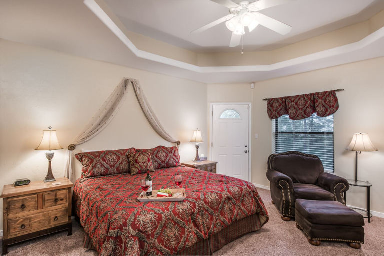 Bedroom 2, Alto Family Escape, Lincoln