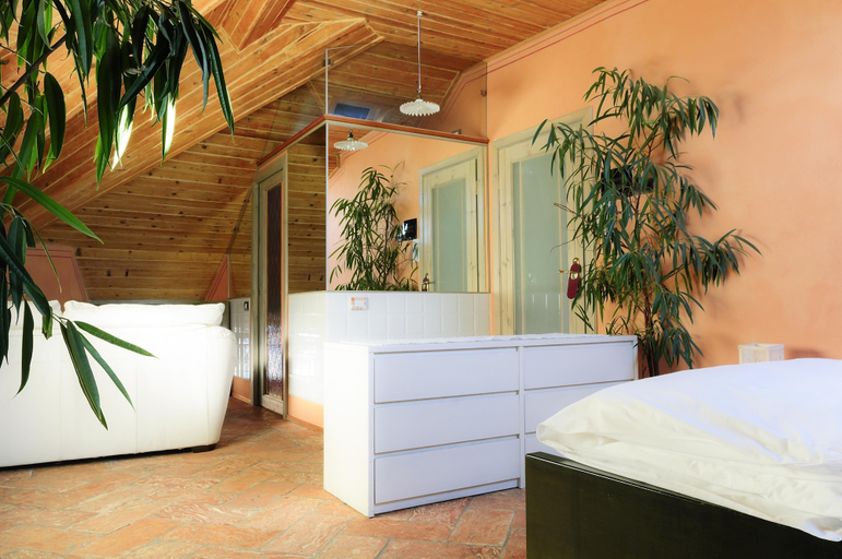 Bedroom 3, Bellavista Boutique Hotel, Como