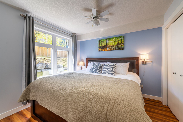 Bedroom 3, WindTower - Luxurious 2 Bedroom Condo, Division No. 15