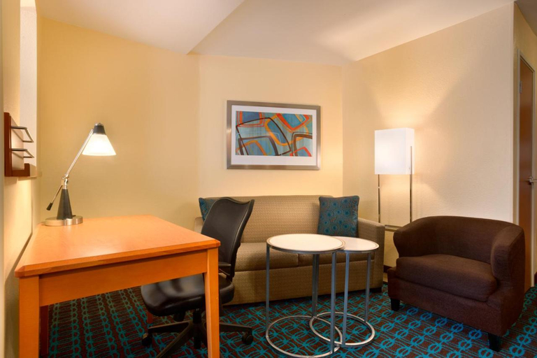 Bedroom 4, Fairfield Inn & Suites Houston Energy Corridor/Kat, Houston