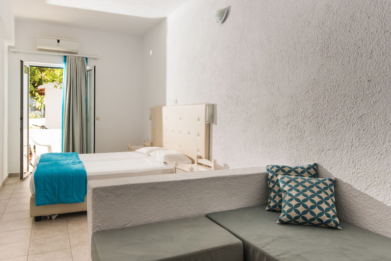 Bedroom 3, Ibiscus Hotel Malia, Crete