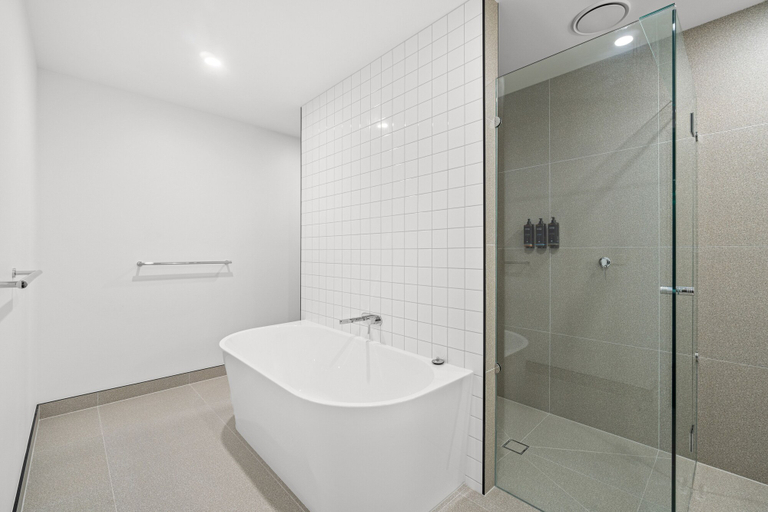 Bathroom 3, Mercure Pakenham, Cardinia - Pakenham