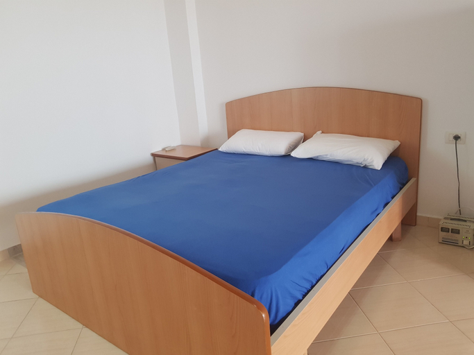 Bedroom 2, Kevi Apartments, Sarandës