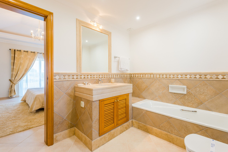 Bathroom 4, Boavista Golf and Spa Resort - Villa, Lagos