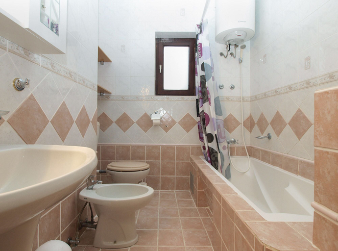 Bathroom 3, Apartment 1775, Medulin