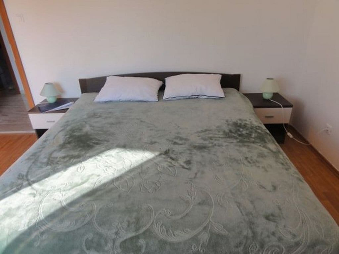 Bedroom 2, Holiday apartment Helena - quiet street, Medulin