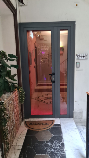 Exterior & Views, Ginevra 2, Napoli