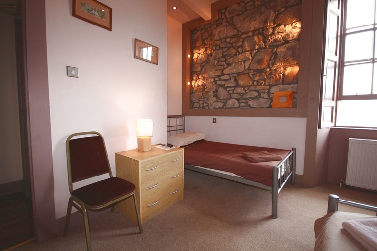 Bedroom 3, Orchard Hotel, Falkirk