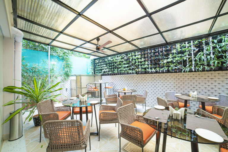 Food & Drinks 5, The Beacon Hotel Visakhapatnam, Visakhapatnam
