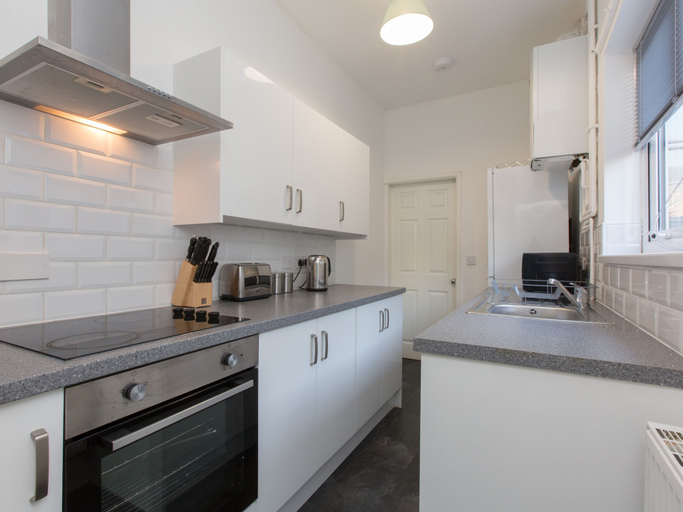 Others 3, Townhouse @ 83 Edleston Road Crewe, Cheshire East