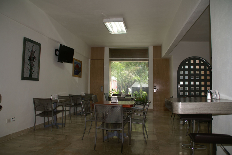 Food & Drinks 5, Suites DIOH, Monterrey