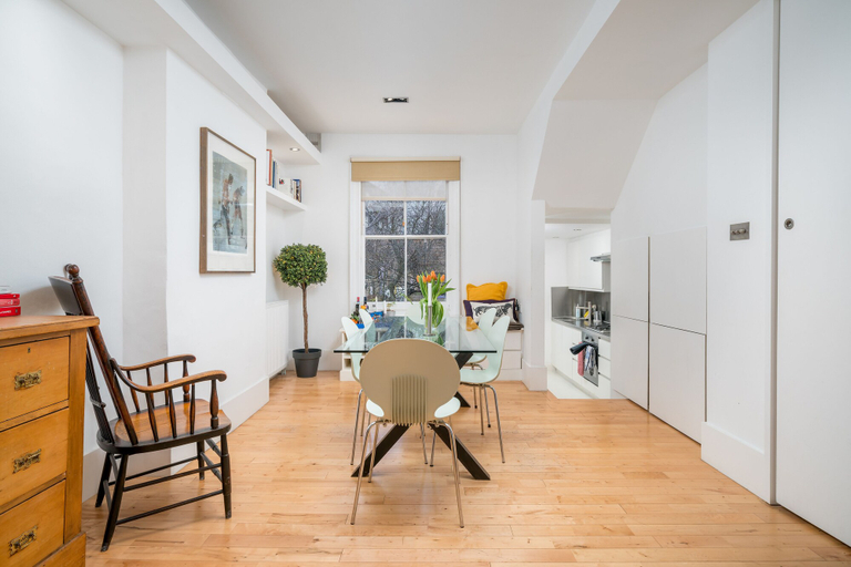Others 4, JOIVY Captivating 2-Bed Flat In Shepherd'S Bush, London