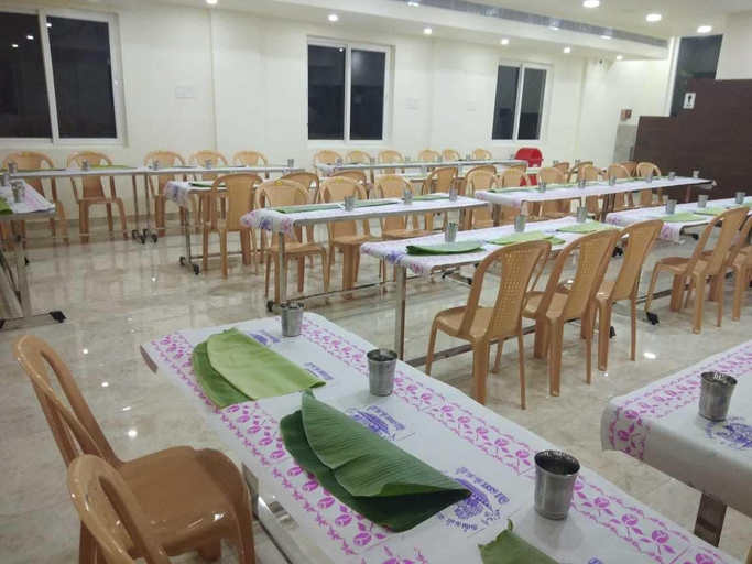 Food & Drinks 5, Hotel Ramyas, Theni