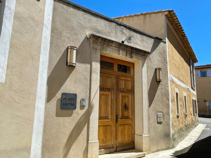 Exterior & Views 2, La Cour Carree, Vaucluse