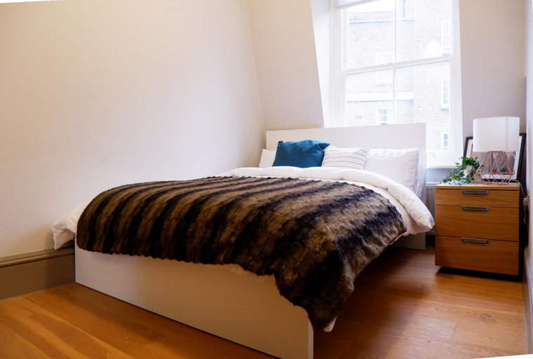Bedroom 4, Cavendish, London
