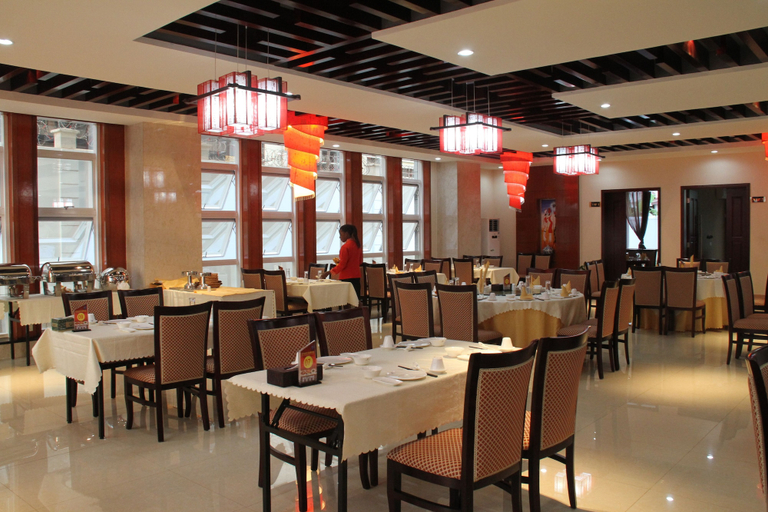 Food & Drinks 4, Kololo Courts Hotel & Restaurant, Kampala