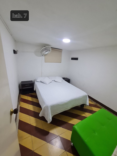 Bedroom 5, Hotel faroles de Quimbaya, Filandia